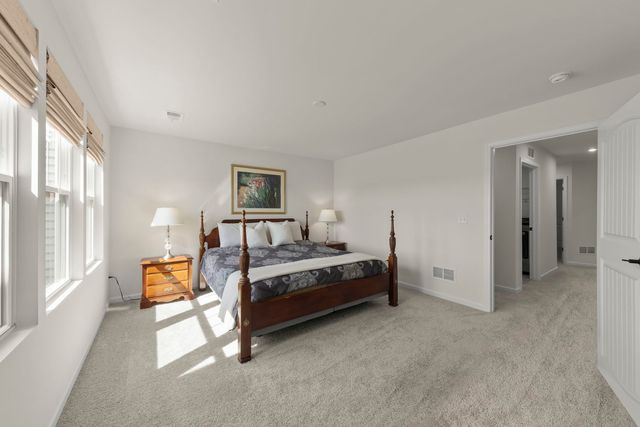 2267 Ryegrass Lane, Bolingbrook, IL 60490