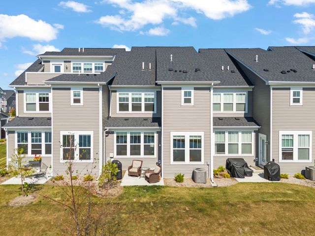 2267 Ryegrass Lane, Bolingbrook, IL 60490