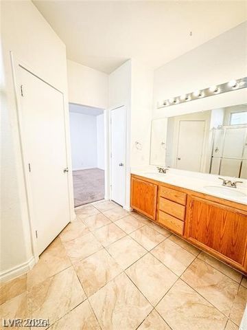 3322 Lark Bunting Street, Las Vegas, NV 89117