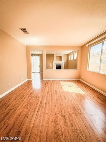 3322 Lark Bunting Street, Las Vegas, NV 89117