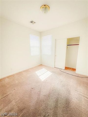 3322 Lark Bunting Street, Las Vegas, NV 89117