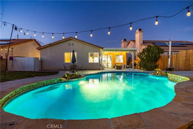 4048 J-9, Lancaster, CA 93536