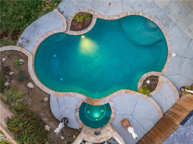 4048 J-9, Lancaster, CA 93536