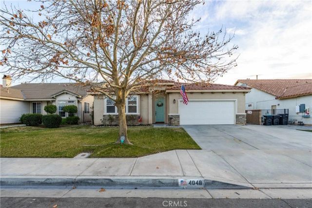 4048 J-9, Lancaster, CA 93536