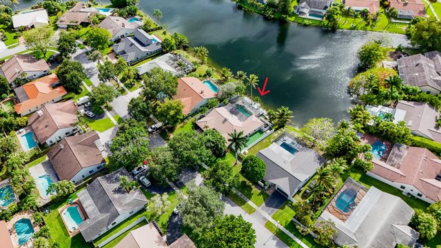 1083 NW 97th Avenue, Plantation, FL 33322