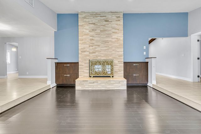 1083 NW 97th Avenue, Plantation, FL 33322