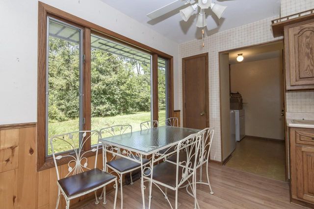 S87W27350 Ridgeway COURT, Mukwonago, WI 53149