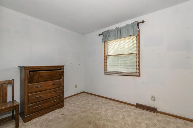 S87W27350 Ridgeway COURT, Mukwonago, WI 53149
