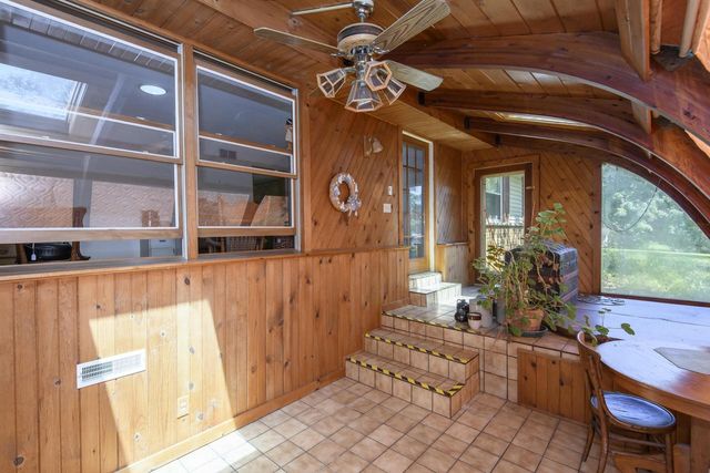 S87W27350 Ridgeway COURT, Mukwonago, WI 53149