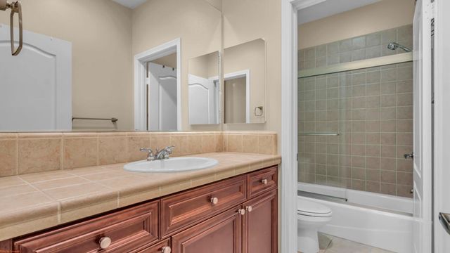 1021 Via Fortuna, Palm Desert, CA 92260