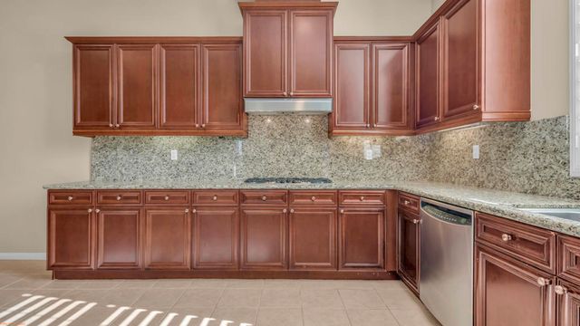 1021 Via Fortuna, Palm Desert, CA 92260