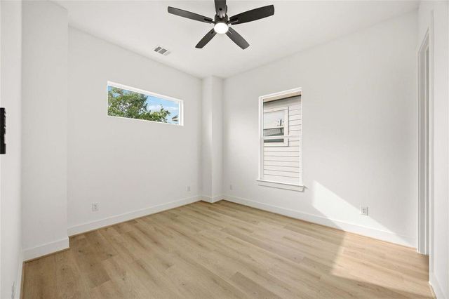 7130 Saint Augustine Street B, Houston, TX 77021