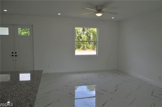 2611 Carol PL, Lehigh Acres, FL 33971