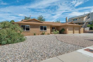 12217 VIENNA Drive NE, Albuquerque, NM 87111