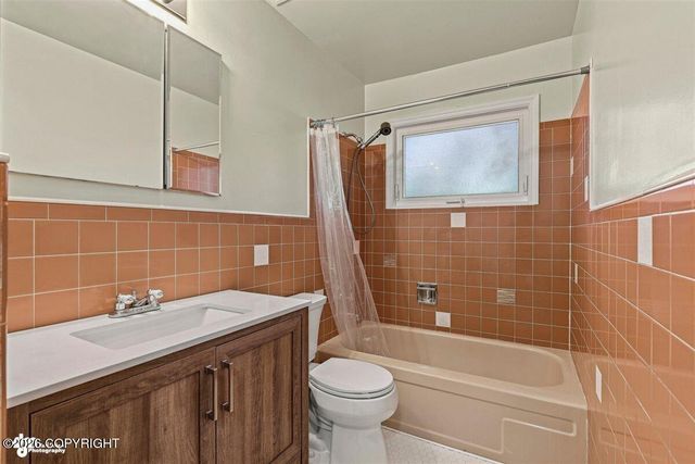 3806 Arkansas Drive, Anchorage, AK 99517