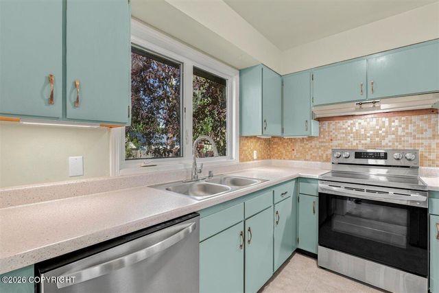 3806 Arkansas Drive, Anchorage, AK 99517