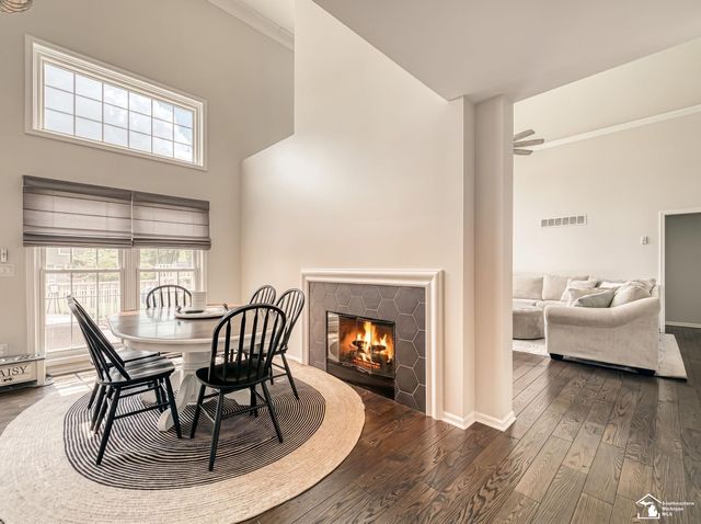 816 Regents Park Drive, Monroe, MI 48161