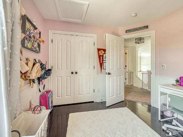 816 Regents Park Drive, Monroe, MI 48161