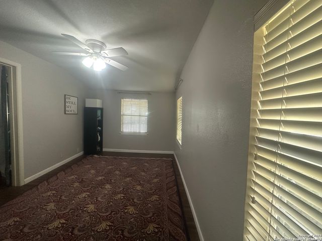 18214 SCENIC LOOP RD, Helotes, TX 78023