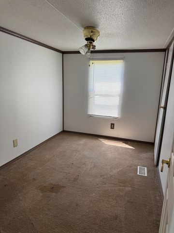 160 E Haynes Street, Vinita, OK 74301