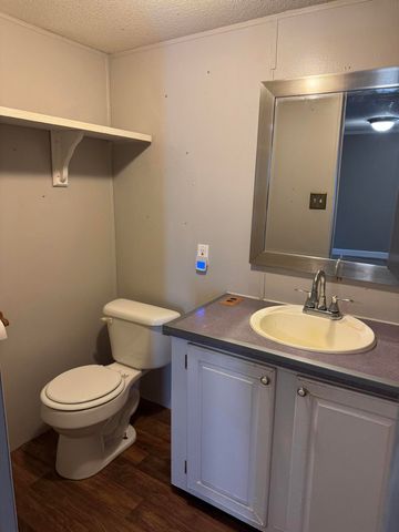 160 E Haynes Street, Vinita, OK 74301