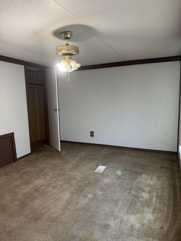 160 E Haynes Street, Vinita, OK 74301