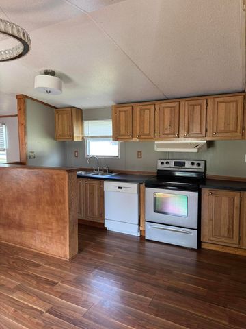 160 E Haynes Street, Vinita, OK 74301