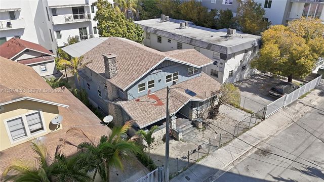 667 NW 1st St, Miami, FL 33128