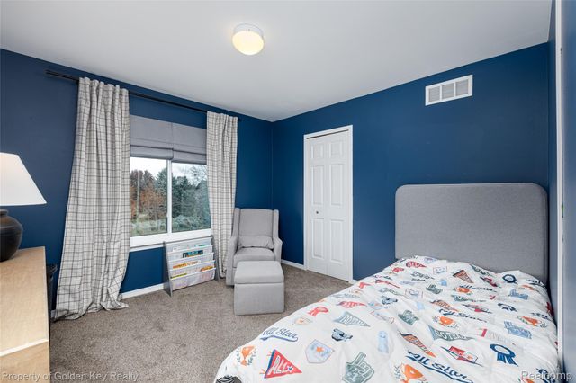 1266 Theresa Drive, Fenton Charter Township, MI 48430