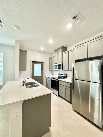 2321 Ocean Ave B, Temple, TX 76501