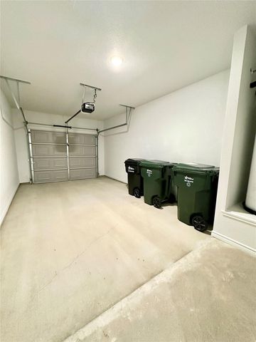 2321 Ocean Ave B, Temple, TX 76501