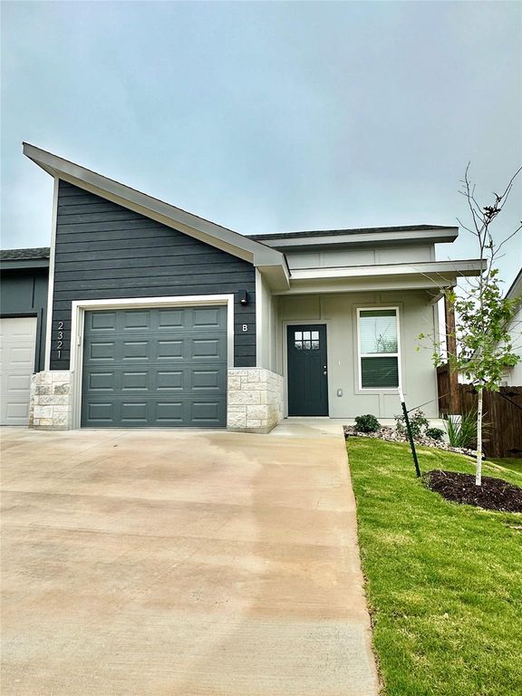 2321 Ocean Ave B, Temple, TX 76501