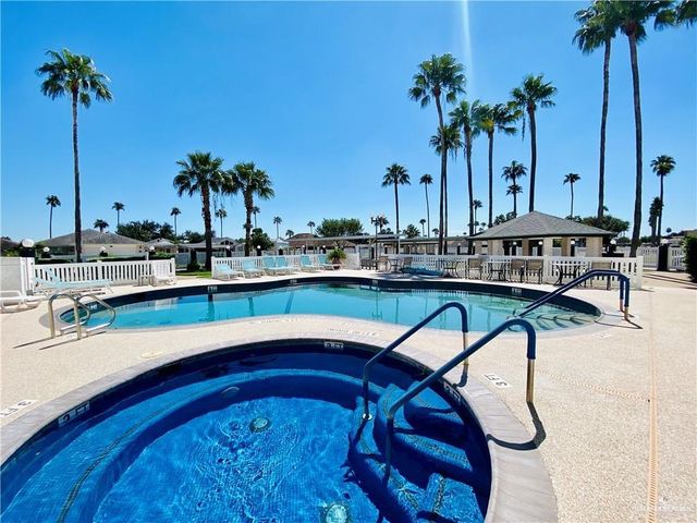 2002 Green Gate Circle N, Palmview, TX 78572