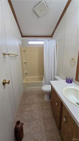 2002 Green Gate Circle N, Palmview, TX 78572