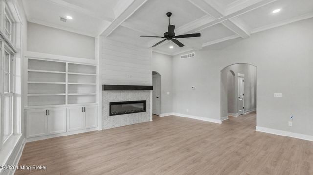 6720 Sycamore Bend Trace, Louisville, KY 40291