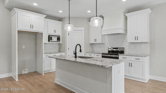6720 Sycamore Bend Trace, Louisville, KY 40291