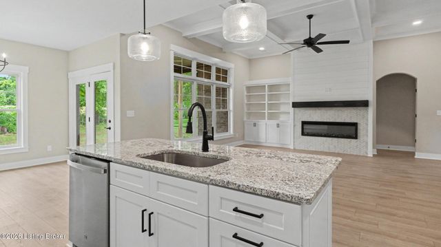 6720 Sycamore Bend Trace, Louisville, KY 40291