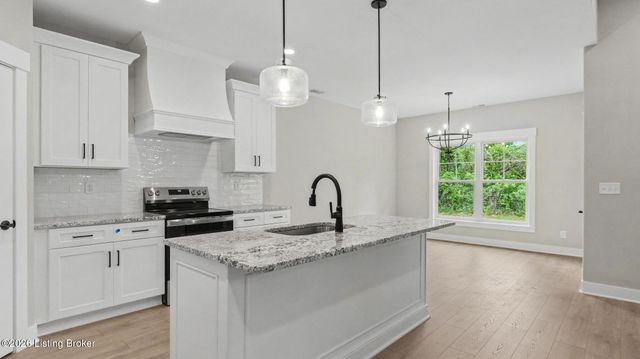 6720 Sycamore Bend Trace, Louisville, KY 40291