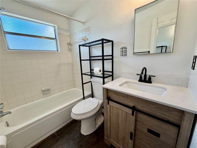 650 NEWTON AVENUE S, St Petersburg, FL 33701
