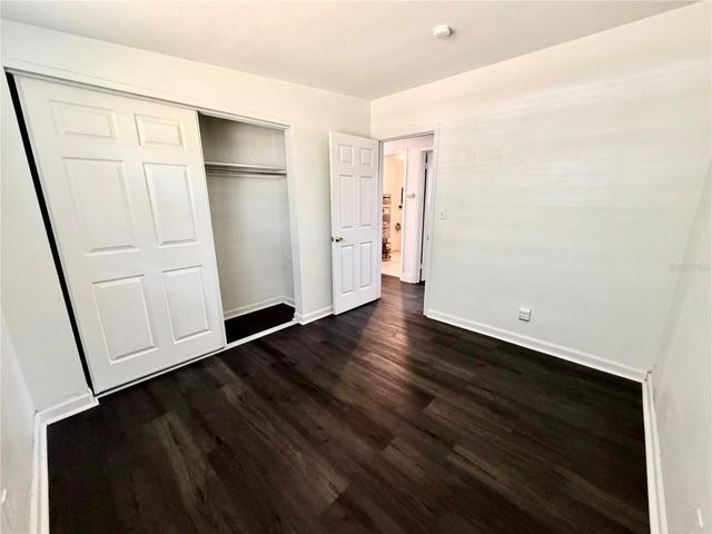 650 NEWTON AVENUE S, St Petersburg, FL 33701