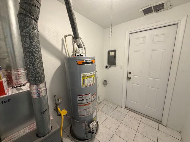 650 NEWTON AVENUE S, St Petersburg, FL 33701