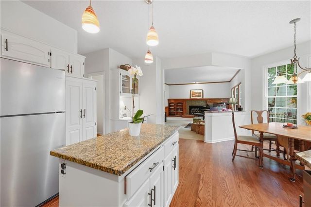 9601 W 129 Street, Overland Park, KS 66213