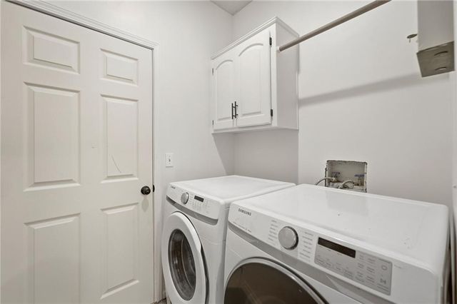 9601 W 129 Street, Overland Park, KS 66213