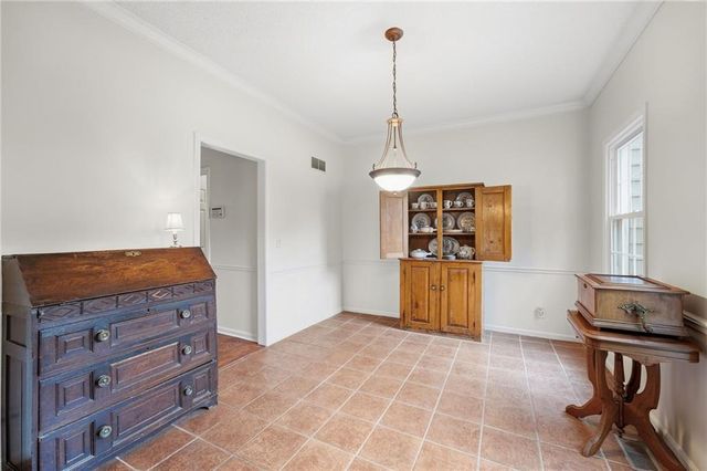 9601 W 129 Street, Overland Park, KS 66213