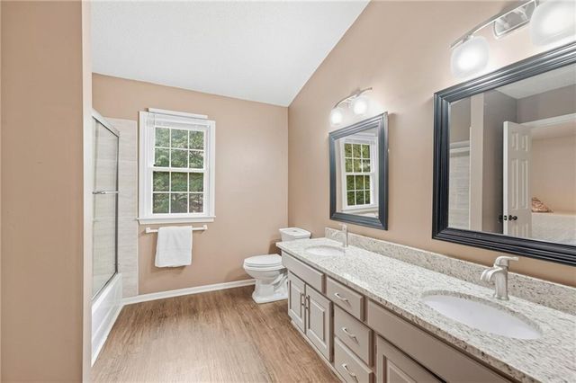 9601 W 129 Street, Overland Park, KS 66213