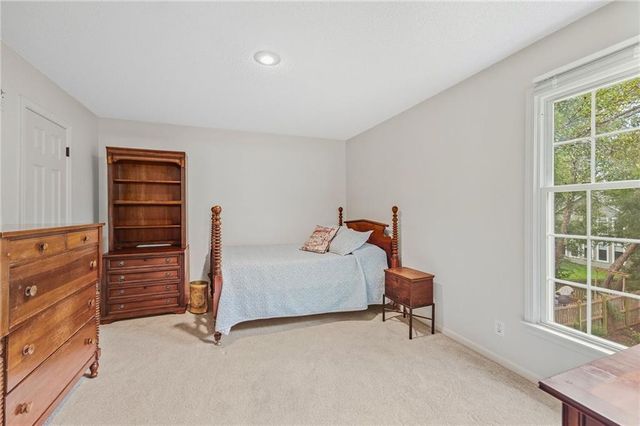 9601 W 129 Street, Overland Park, KS 66213