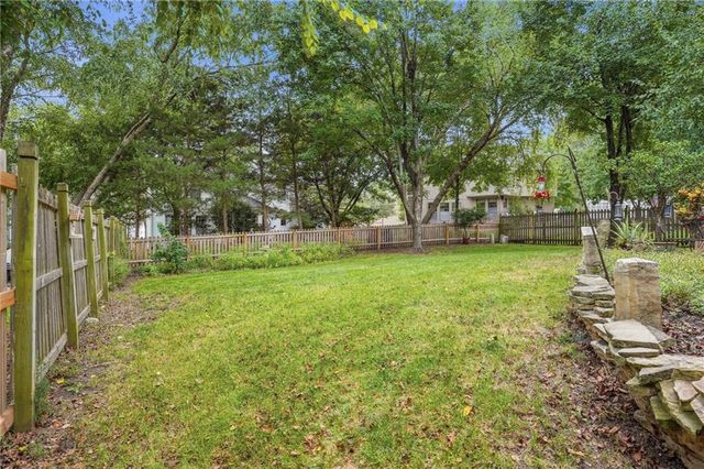 9601 W 129 Street, Overland Park, KS 66213