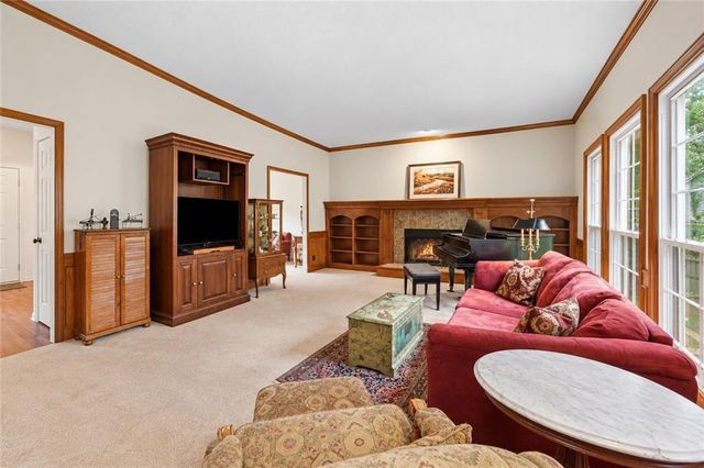 9601 W 129 Street, Overland Park, KS 66213