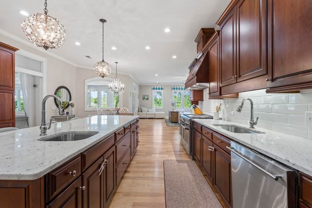 140 Heritage Dr., Pawleys Island, SC 29585