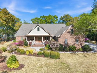 140 Heritage Dr., Pawleys Island, SC 29585